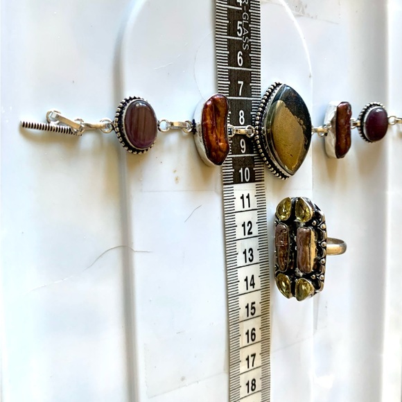 Ornate Silver Vintage Ring and bracelet - Picture 5 of 14